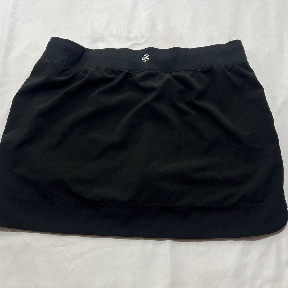 Gaiam black athletic performance skort size medium - Picture 3 of 8